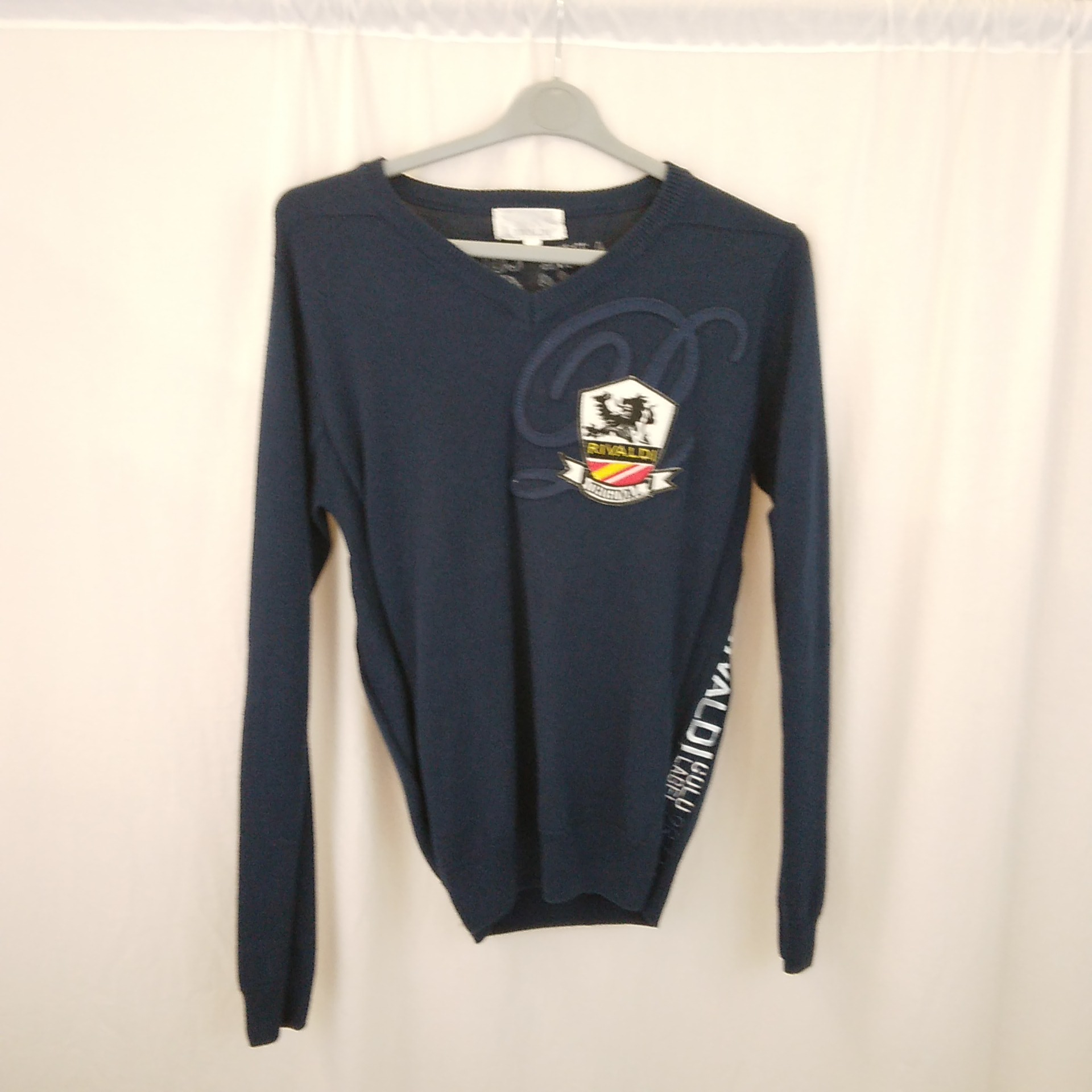 Pull Rivaldi - 16 ans. - Bon état sur Label Emmaüs